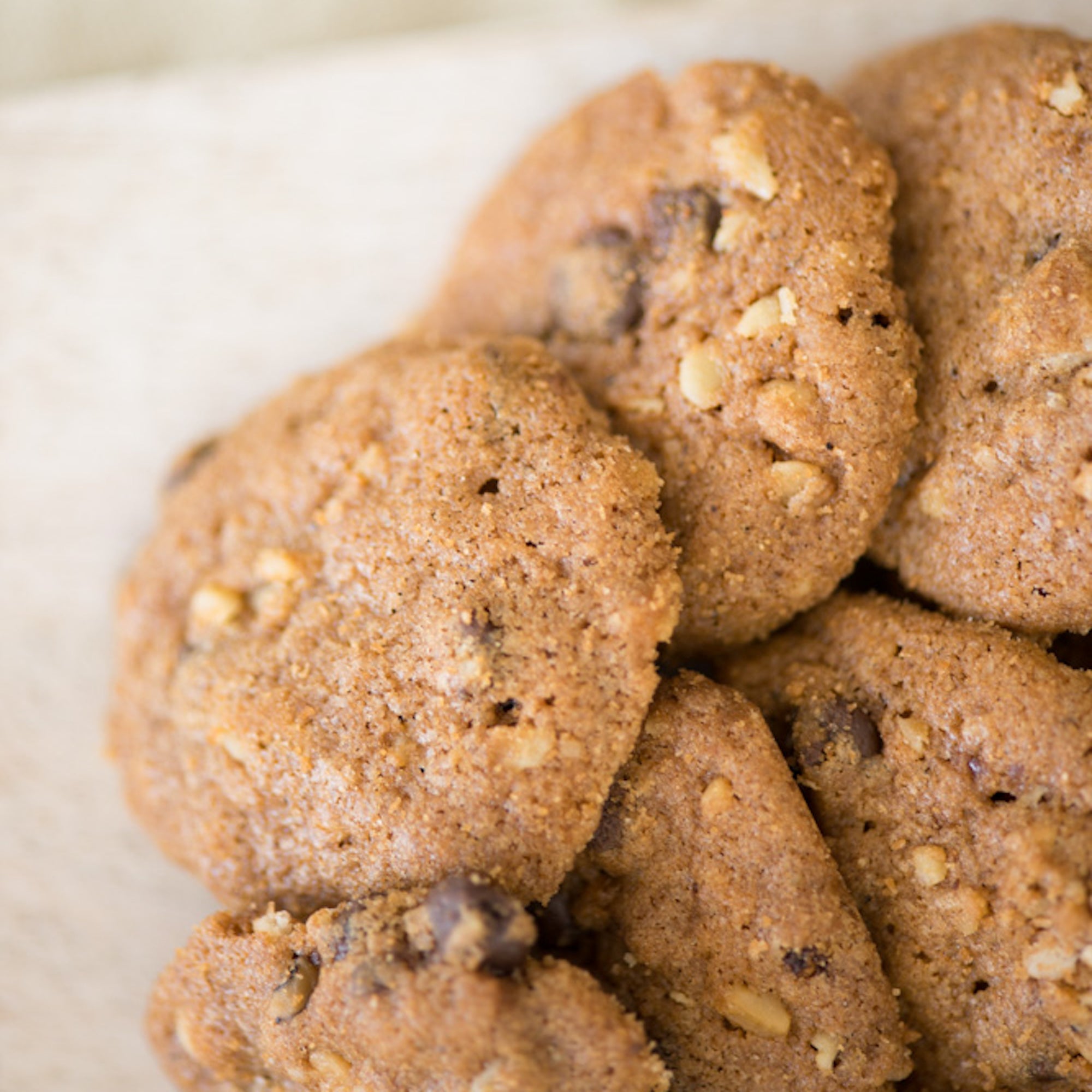 クッキー Macadamia Chocolate Chip – Kelleys Kookies